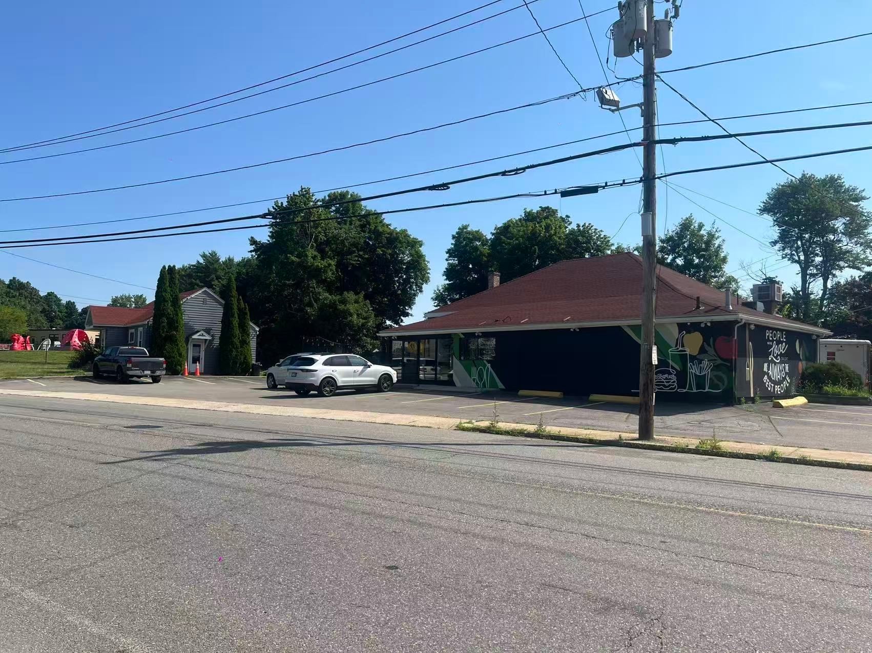 813-815 Main St
