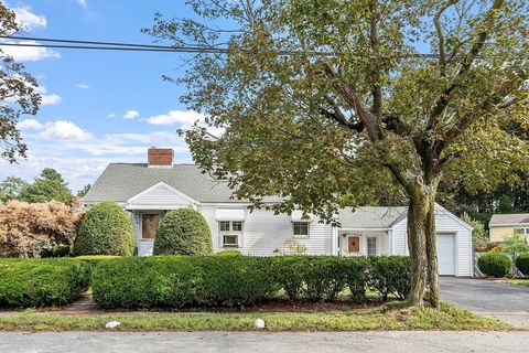 2 Oaklandvale Avenue Saugus MA 01906