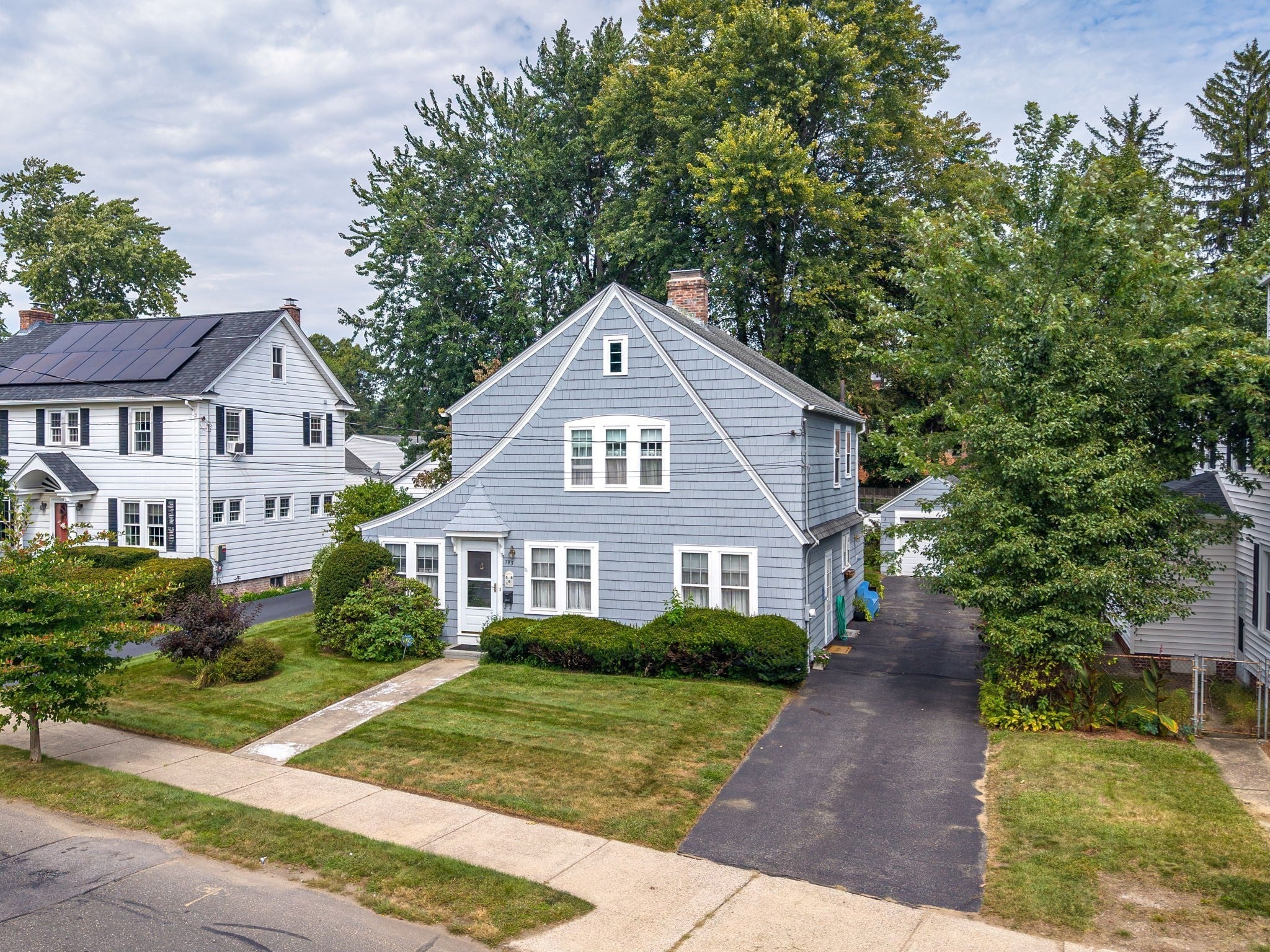 793 Allen St, Springfield, MA Photo #2