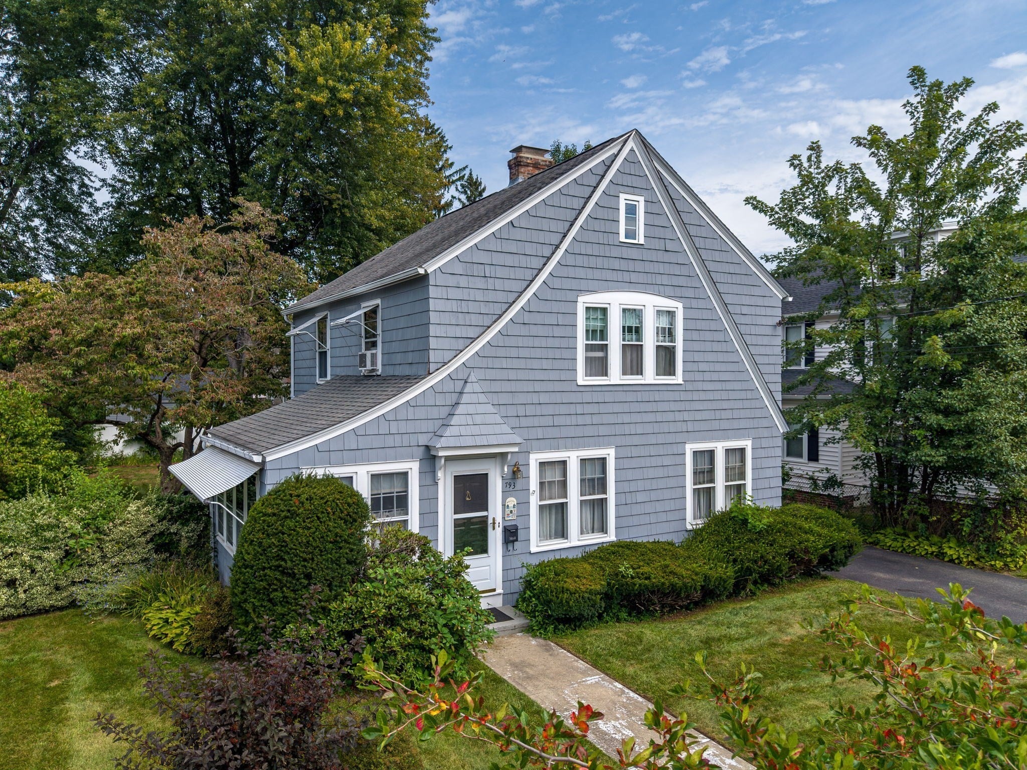 Photo of 793 Allen St, Springfield, MA