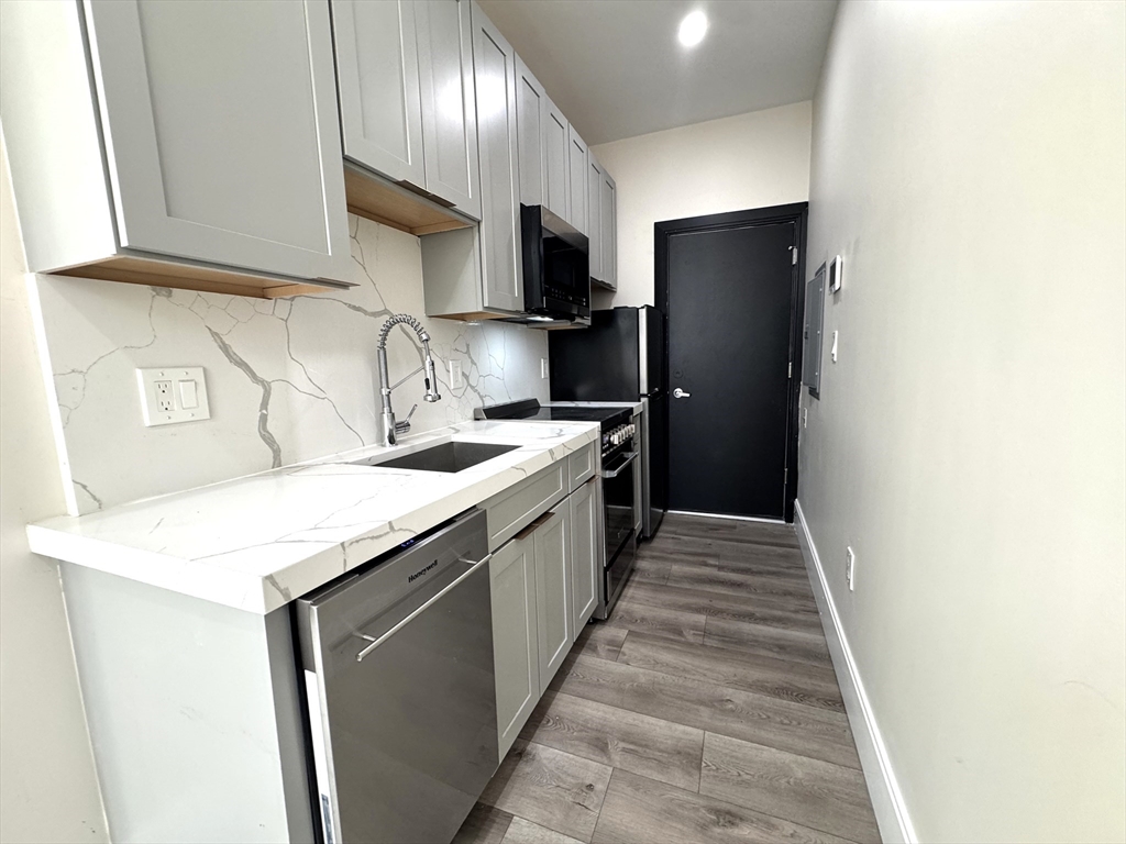 Photo 1 of 9 — 366 Broadway 307, Everett, MA 02149