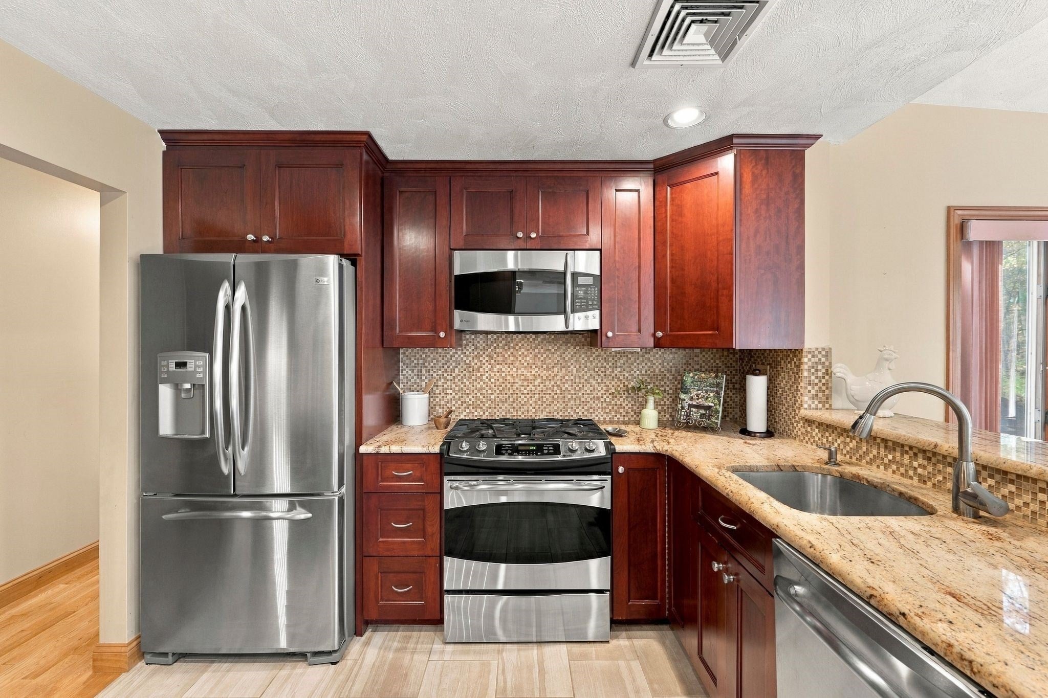 10 Overbrook Rd, Middleton, MA, 10 Overbrook Rd, Middleton, MA Photo #23