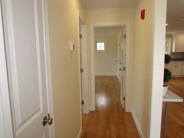 Weymouth, Massachusetts 02190, United States, 2 Bedrooms Bedrooms, ,1 BathroomBathrooms,Residential,Active,150308