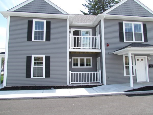 Weymouth, Massachusetts 02190, United States, 2 Bedrooms Bedrooms, ,1 BathroomBathrooms,Residential,Active,150308