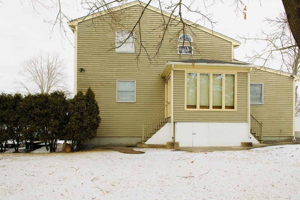 333 Dean St