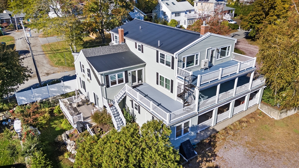 32 Barker Rd 3