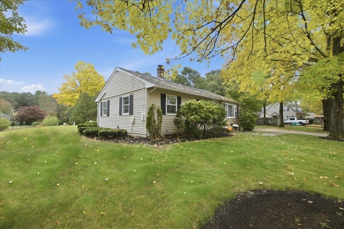 15 Raymond Avenue, Walpole, MA, 15 Raymond Avenue, Walpole, MA Photo #5