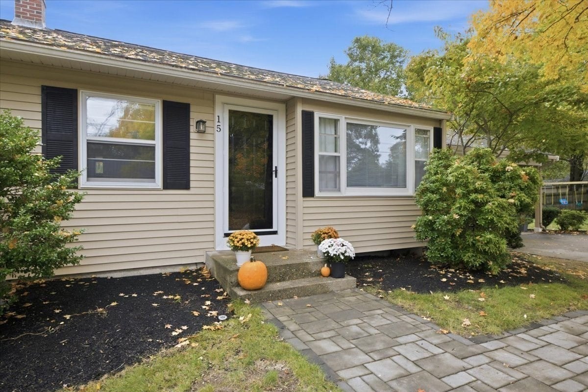 15 Raymond Avenue, Walpole, MA, 15 Raymond Avenue, Walpole, MA Photo #3