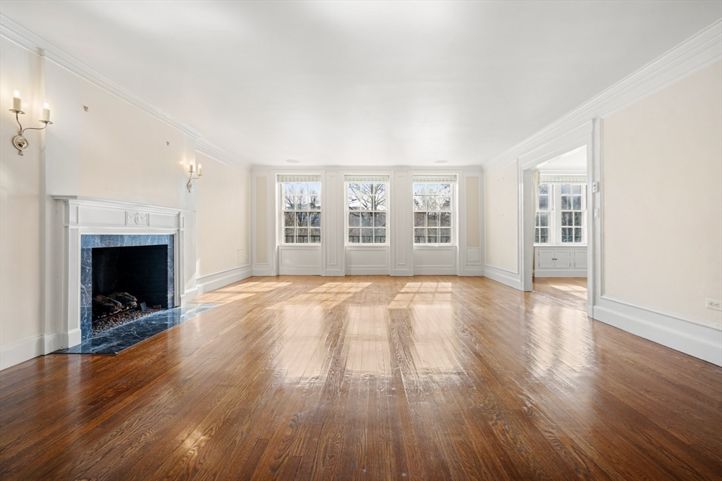 81 Beacon Street 4