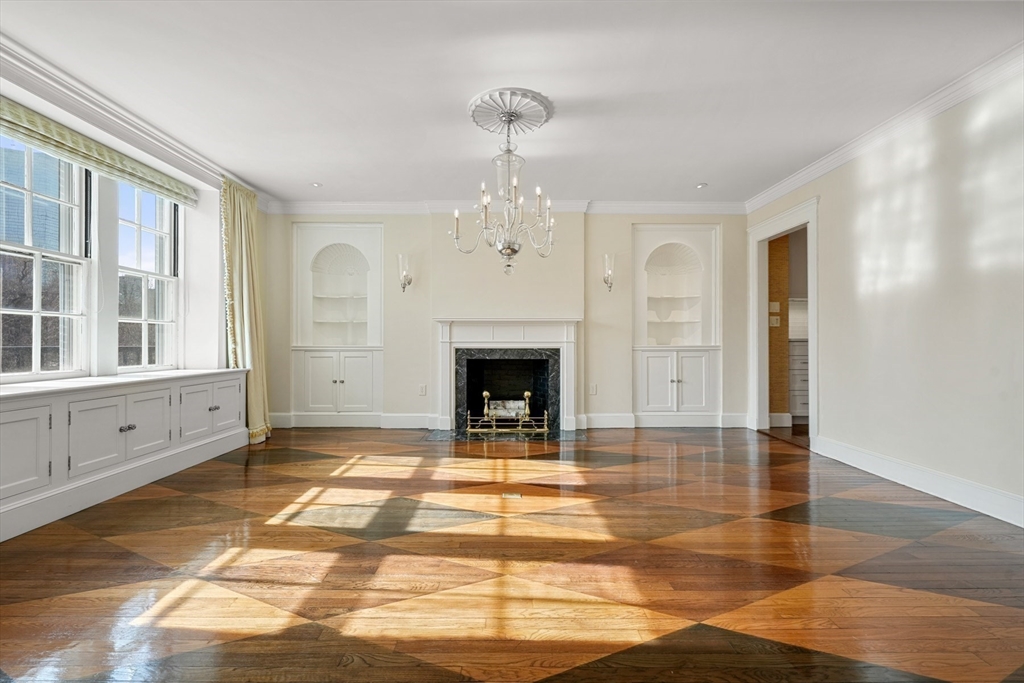 81 Beacon Street 4