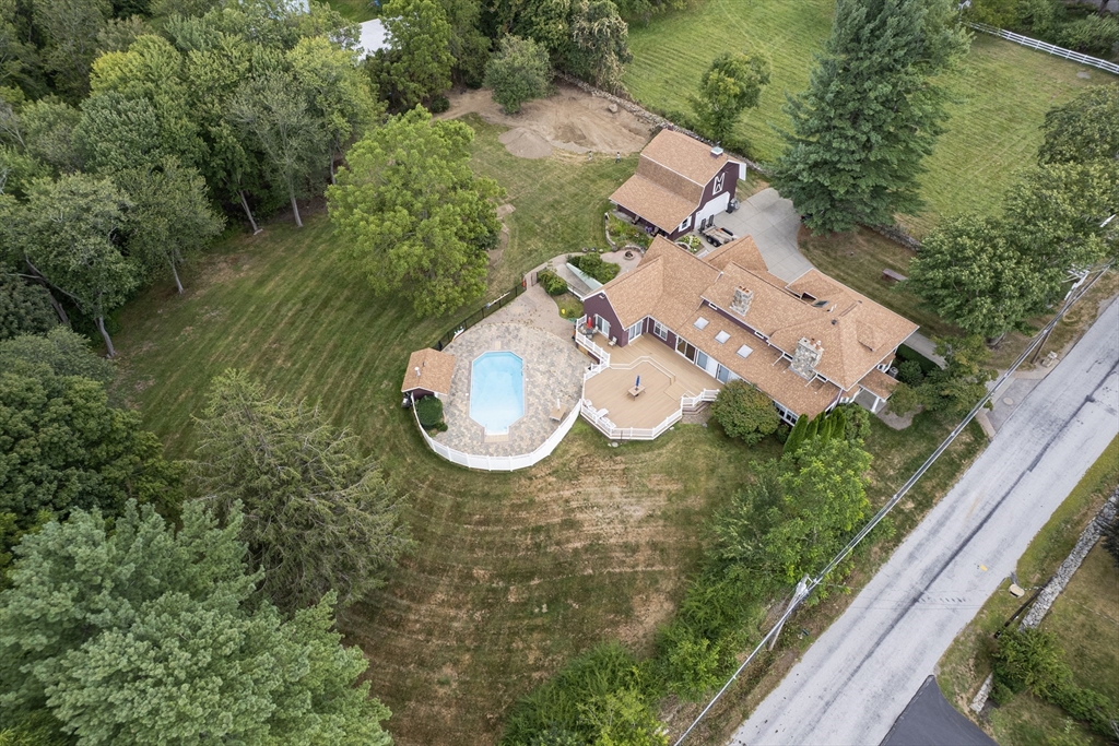 27 Old Upton Rd, Grafton, MA Photo #9