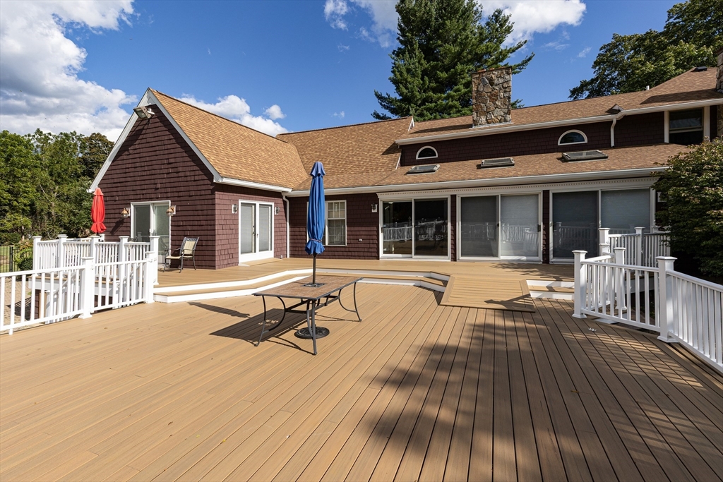 27 Old Upton Rd, Grafton, MA Photo #8