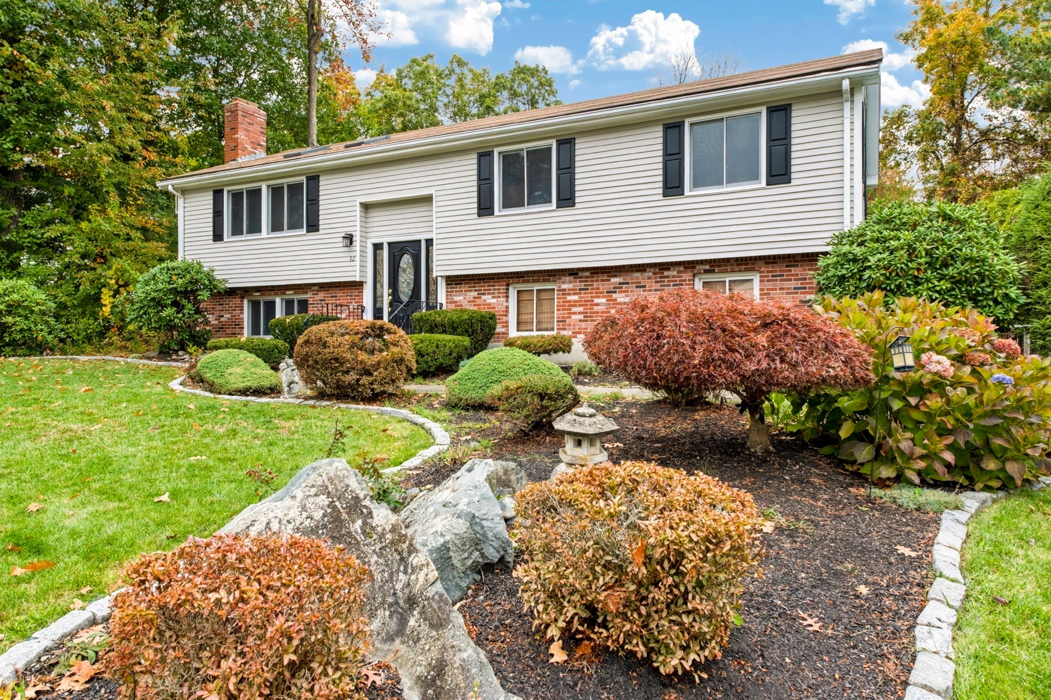 52 Tanglewood Dr, Stoughton, MA, 52 Tanglewood Dr, Stoughton, MA Photo #3