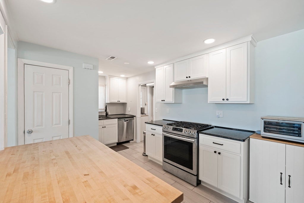 12 Marivista Ave, Waltham, MA, 12 Marivista Ave, Waltham, MA Photo #6