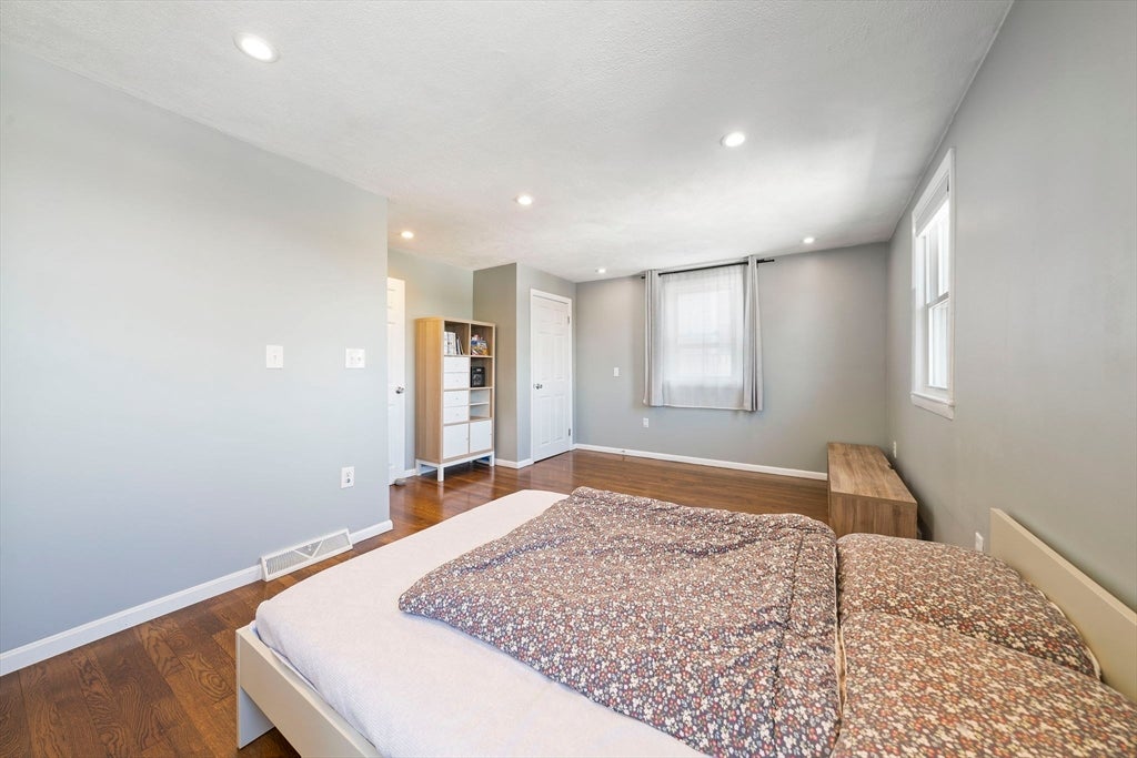 12 Marivista Ave, Waltham, MA, 12 Marivista Ave, Waltham, MA Photo #16