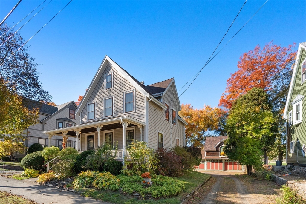 5 Byron St