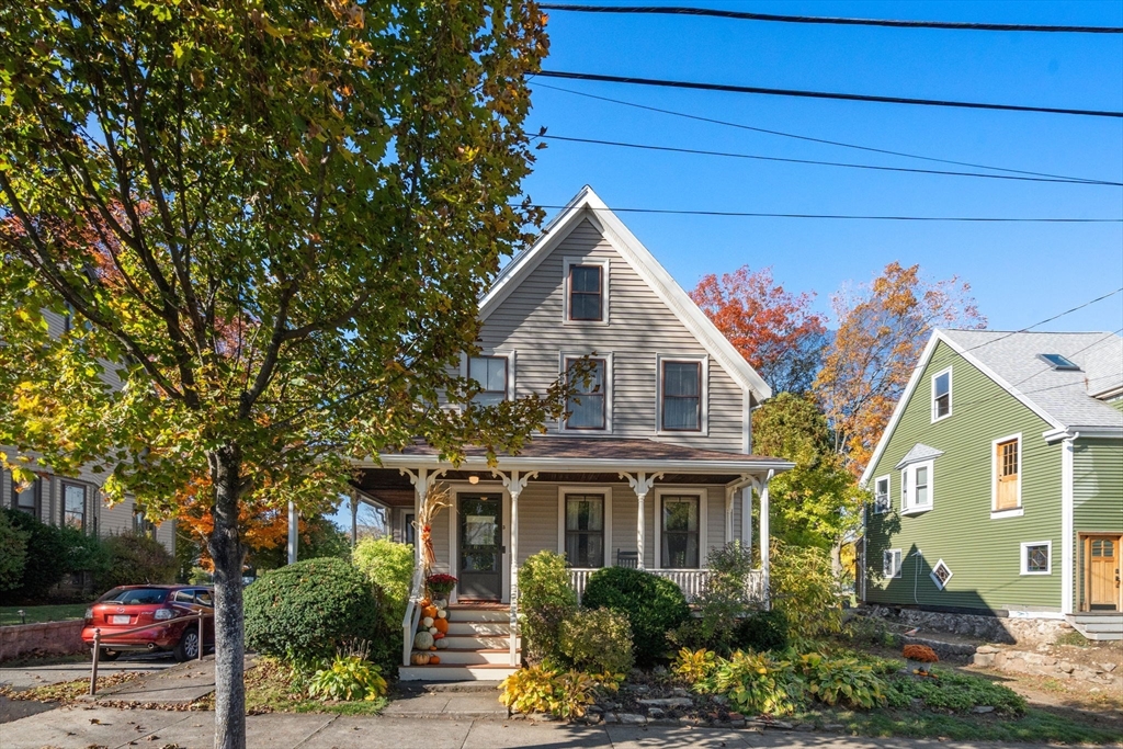 5 Byron St