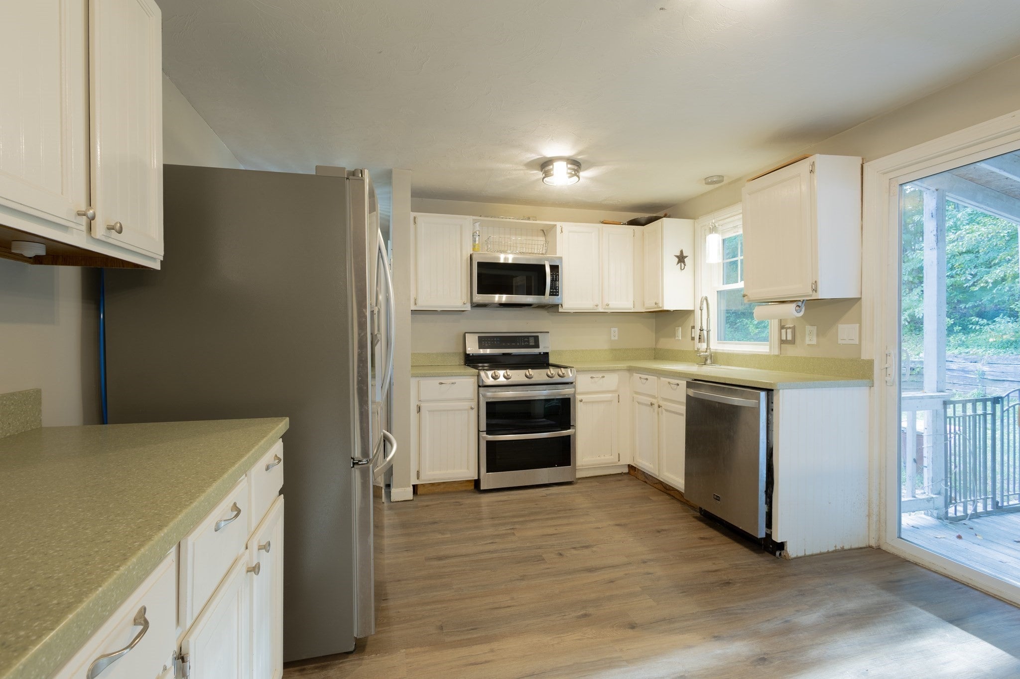 25 Bear Hill Rd