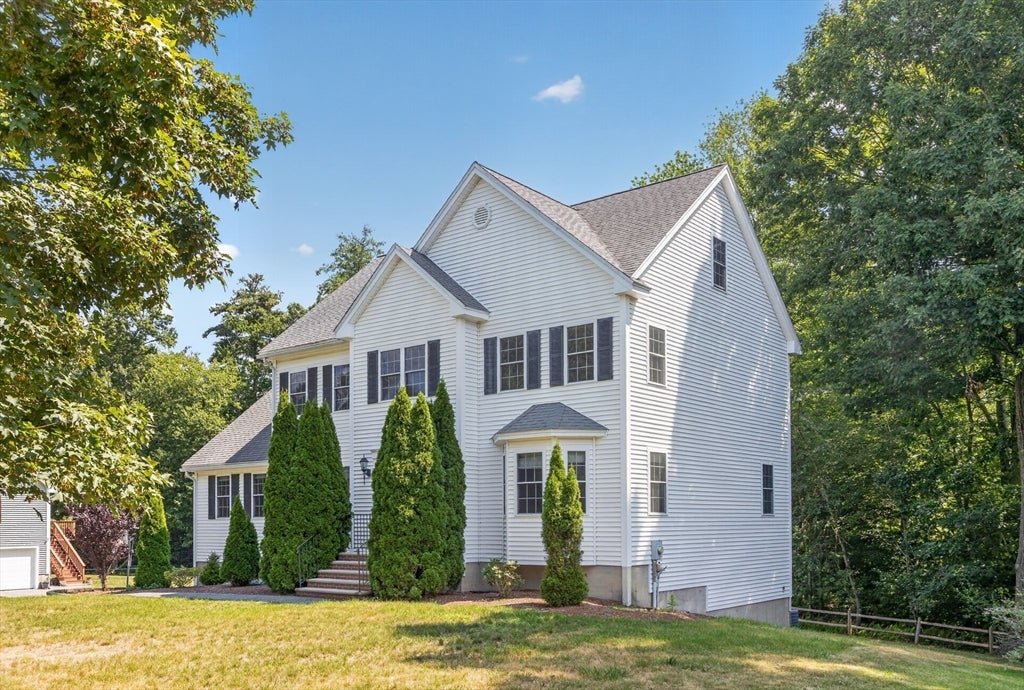3 Chisholm Way