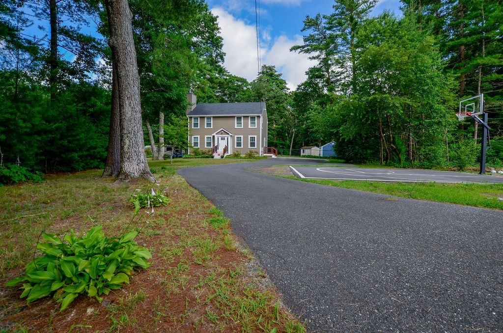 Photo of 352 Marion Road, Wareham, MA