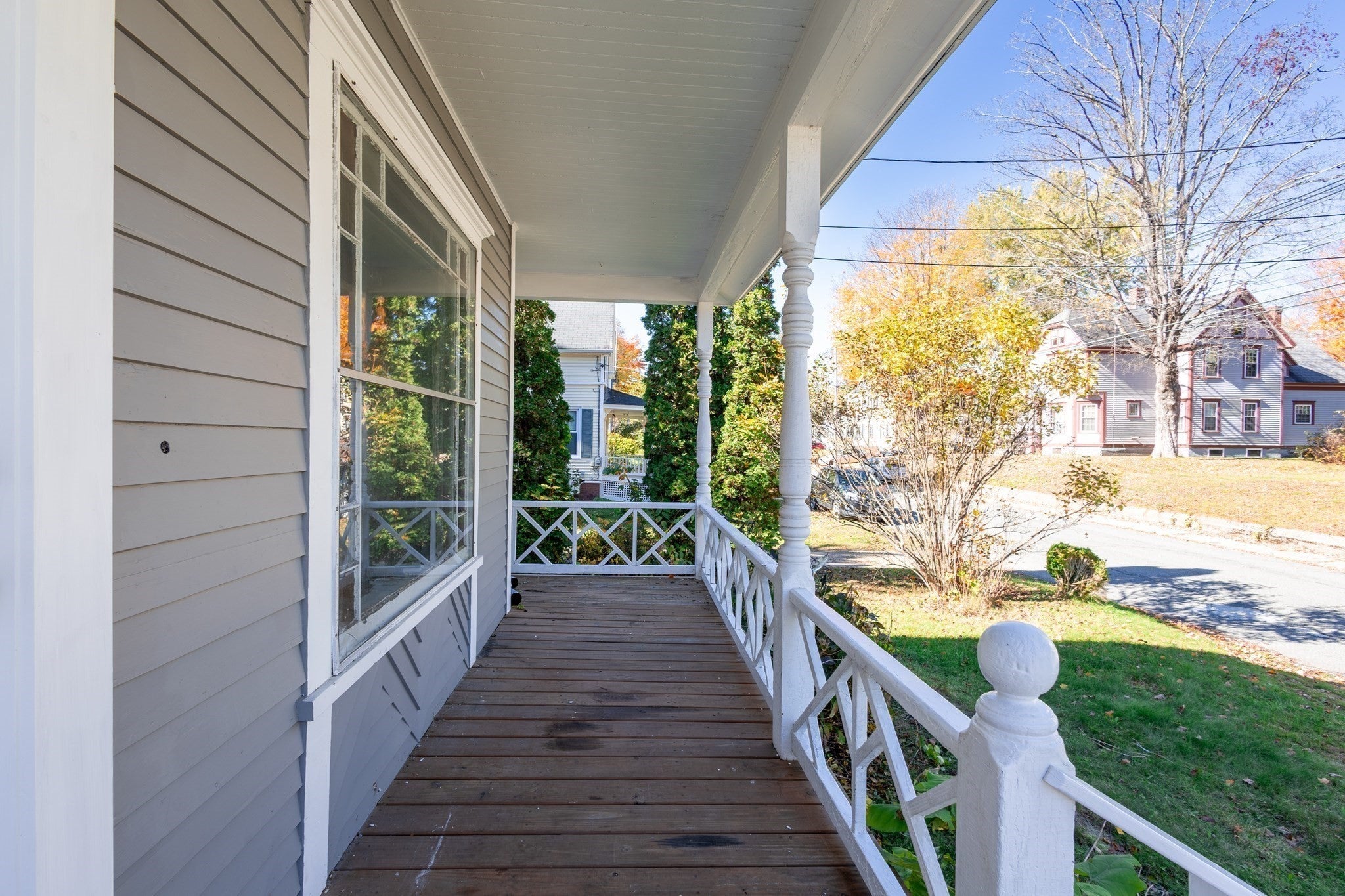 50 E Myrtle St