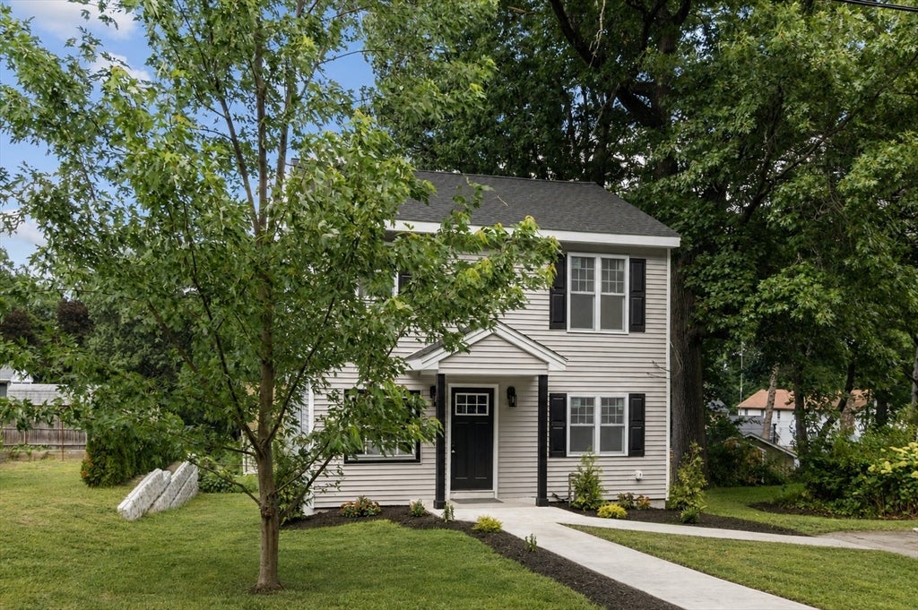 Photo of 40 Nonquit St, Worcester, MA