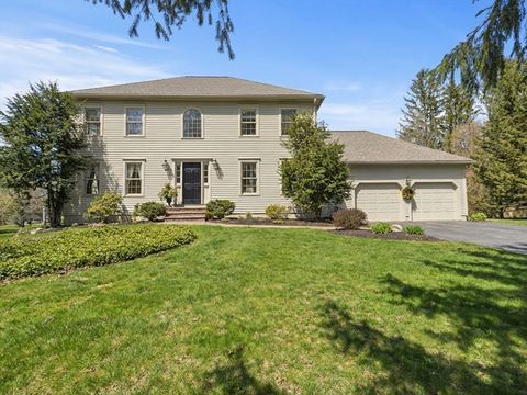 61 Abbott St North Andover MA 01845