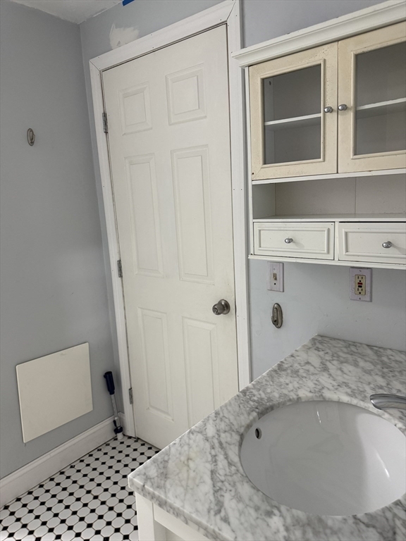141 Pleasant Street 6
