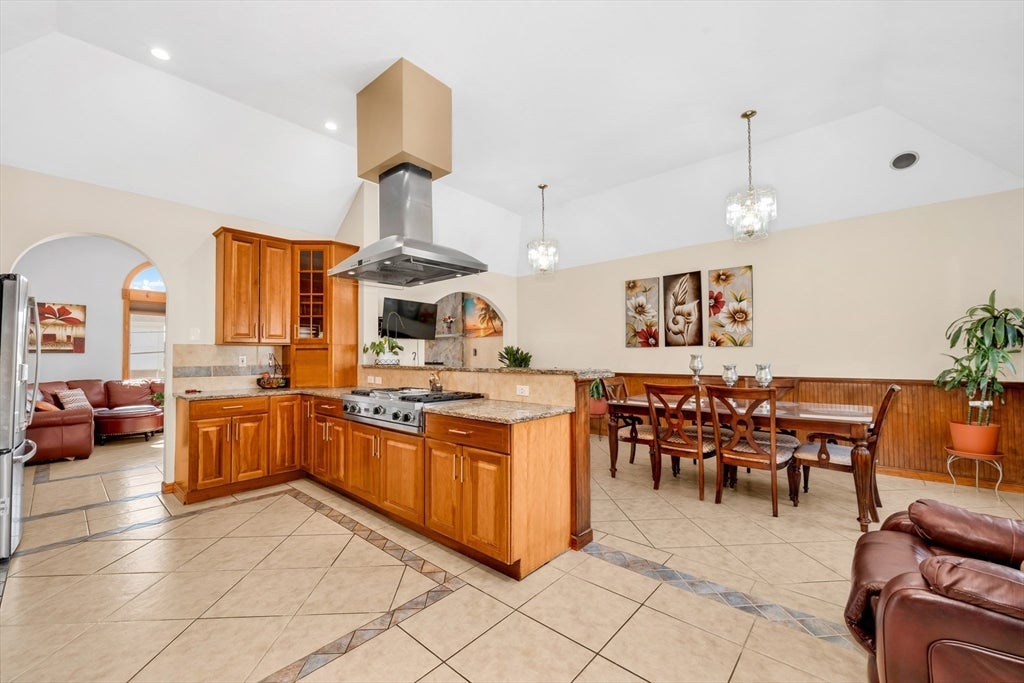 33 Tedford Ave, Revere, MA, 33 Tedford Ave, Revere, MA Photo #10
