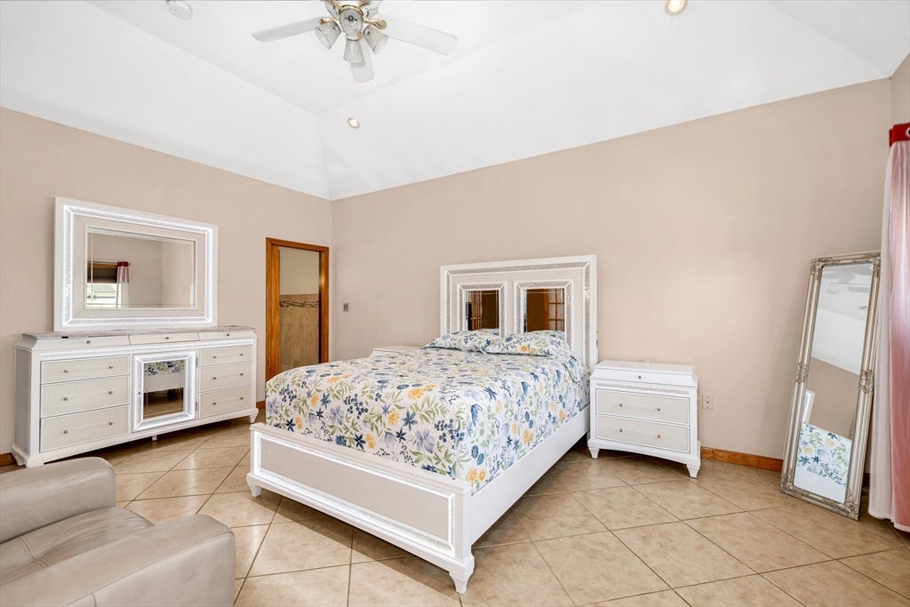 33 Tedford Ave, Revere, MA, 33 Tedford Ave, Revere, MA Photo #15