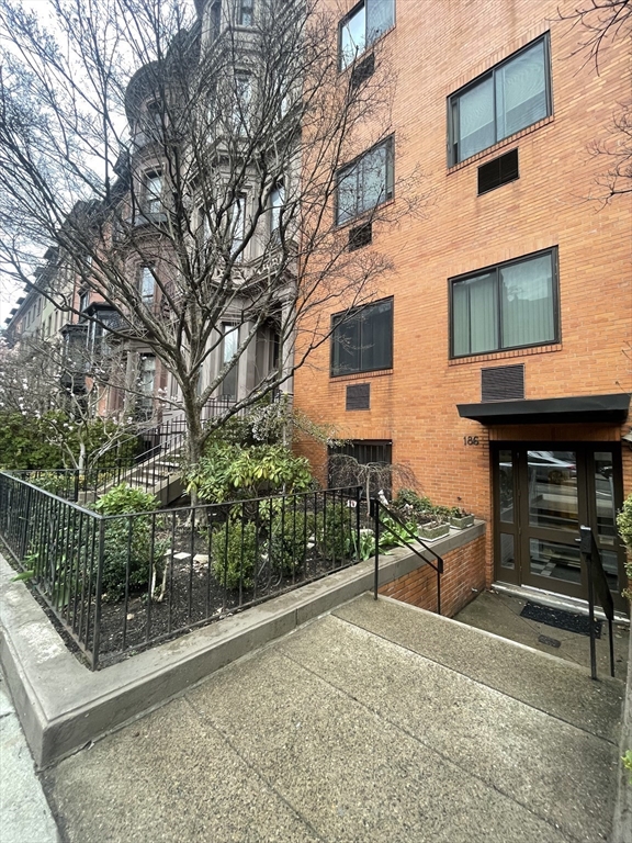 186 Beacon Street #1B, Boston, MA, 186 Beacon Street #1B, Boston, MA Photo #1
