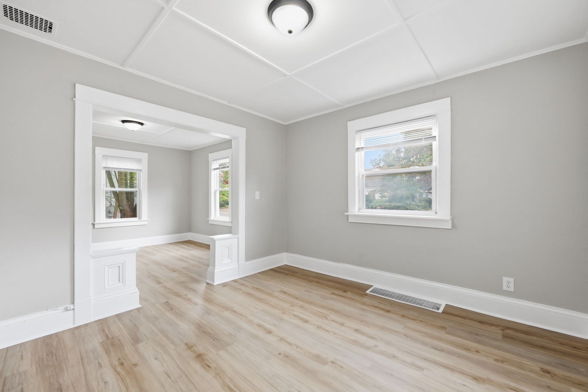 13 Furrow St, Westfield, MA Photo #8