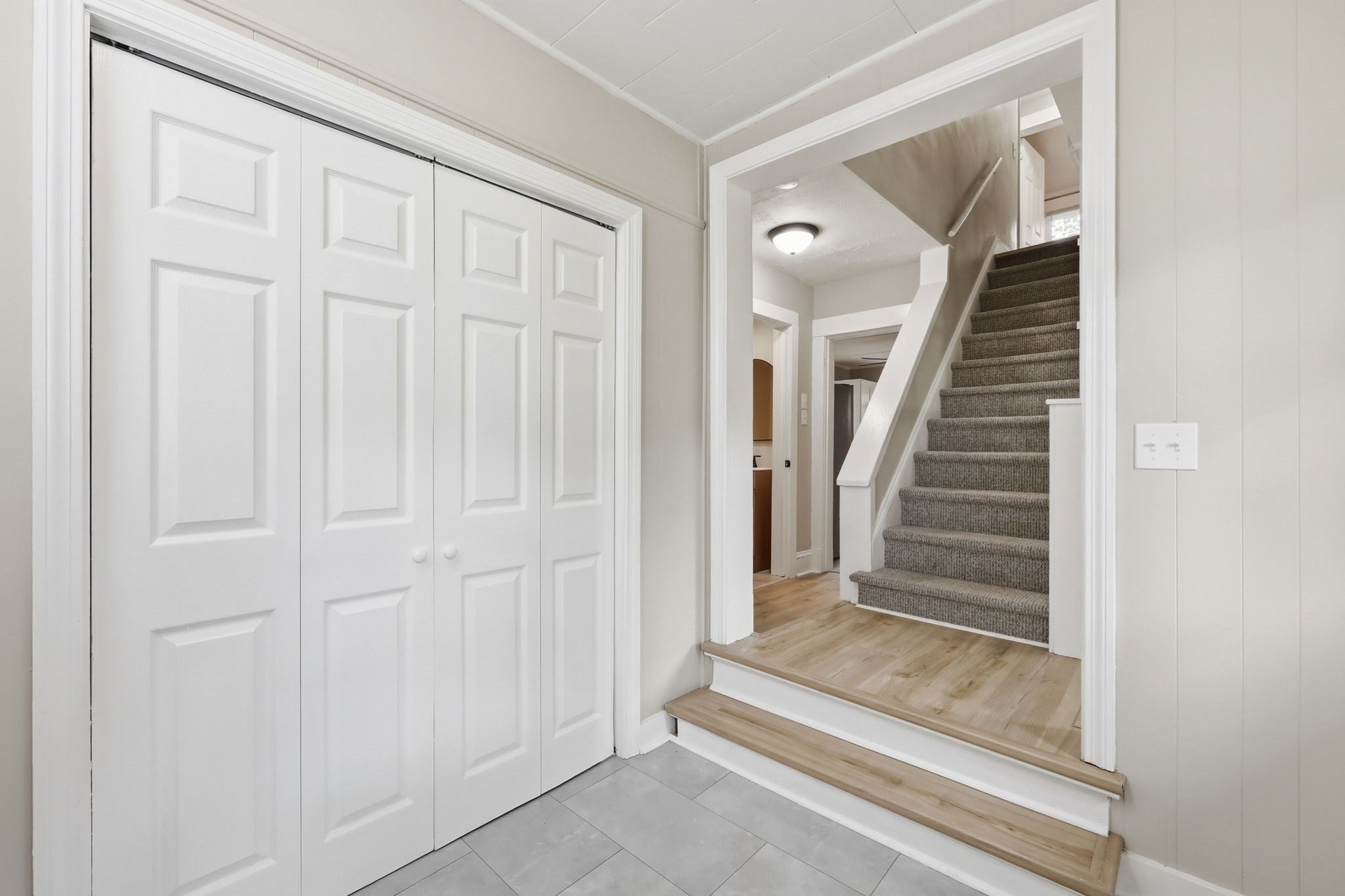 13 Furrow St, Westfield, MA Photo #4