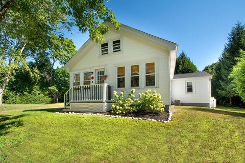 4 Mullen Way Bridgewater MA 02324