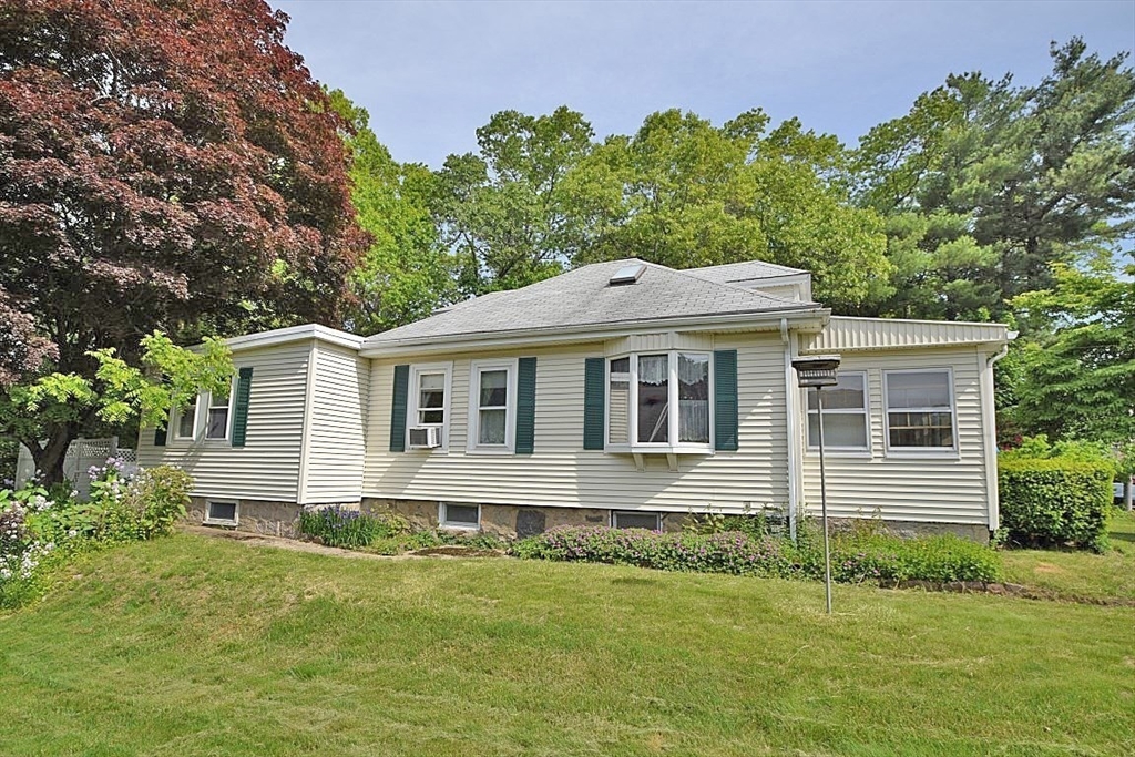 70 Cross St