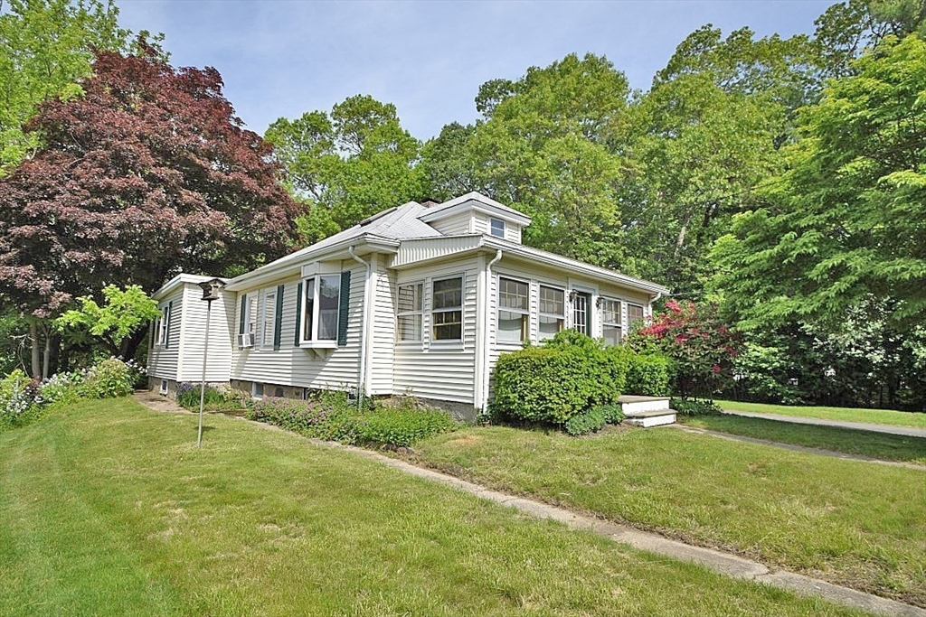 70 Cross St