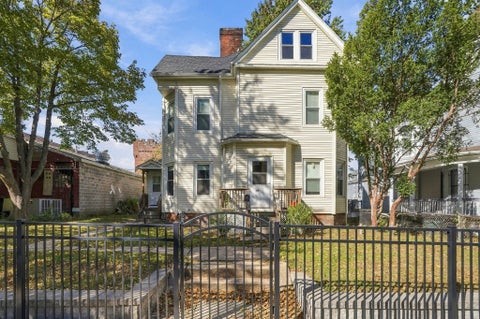 Photo of 311 Walnut St, Holyoke, MA 01040 (MLS # 73593825)