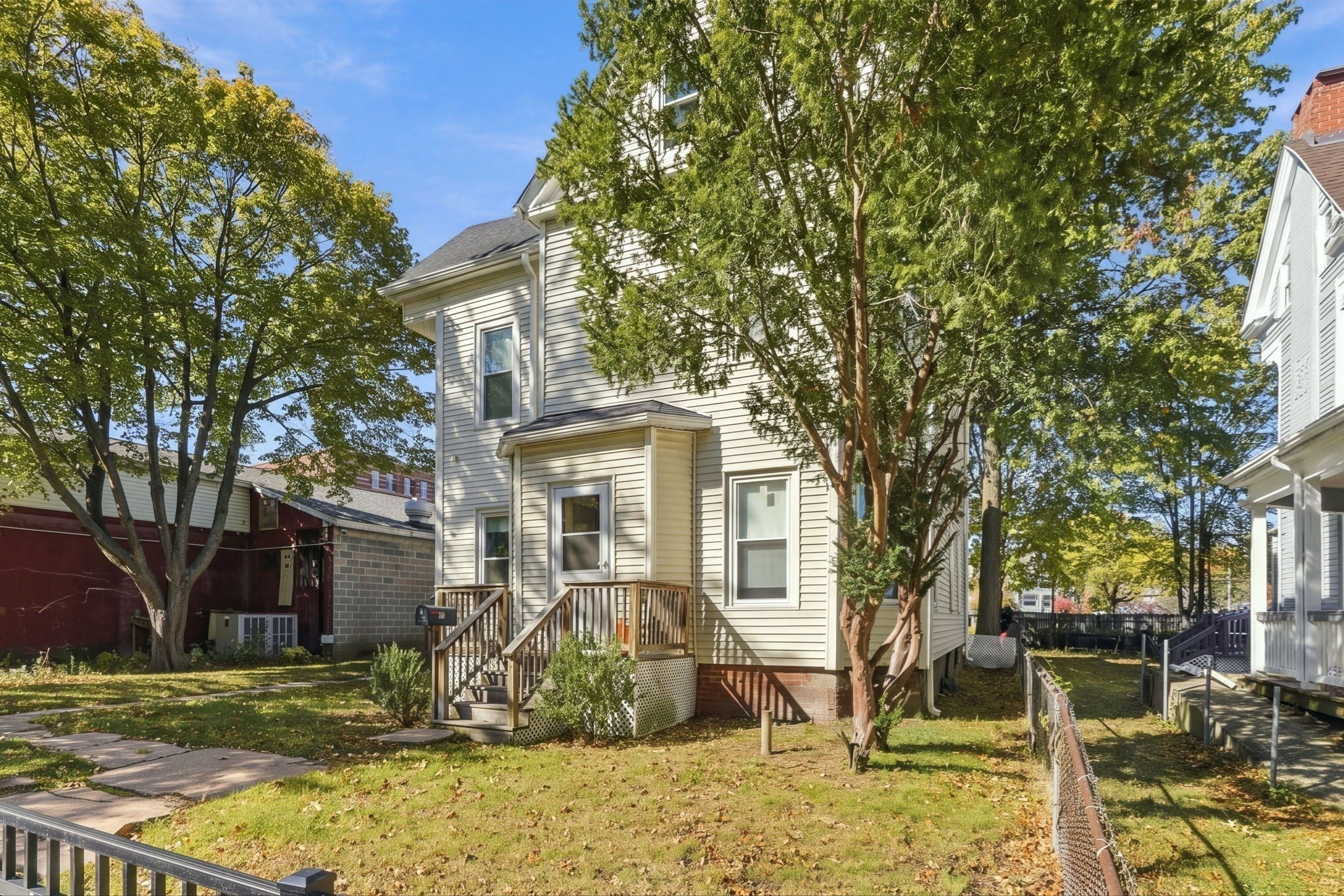 311 Walnut St, Holyoke, MA Photo #12