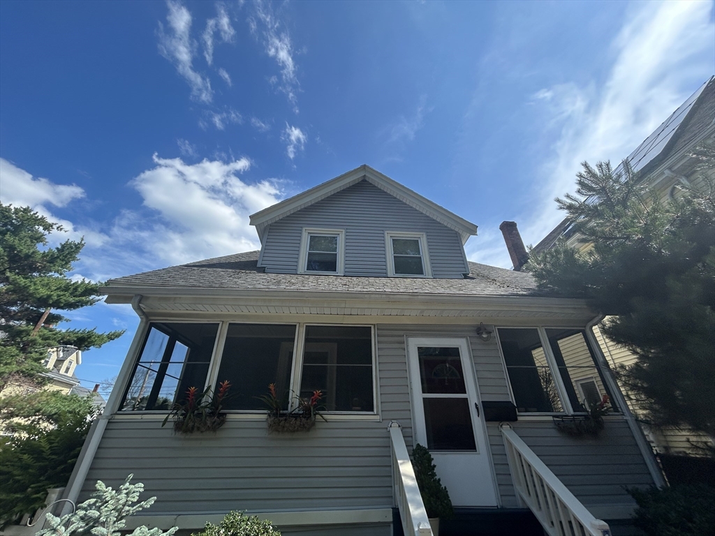 16 Caldwell Crescent