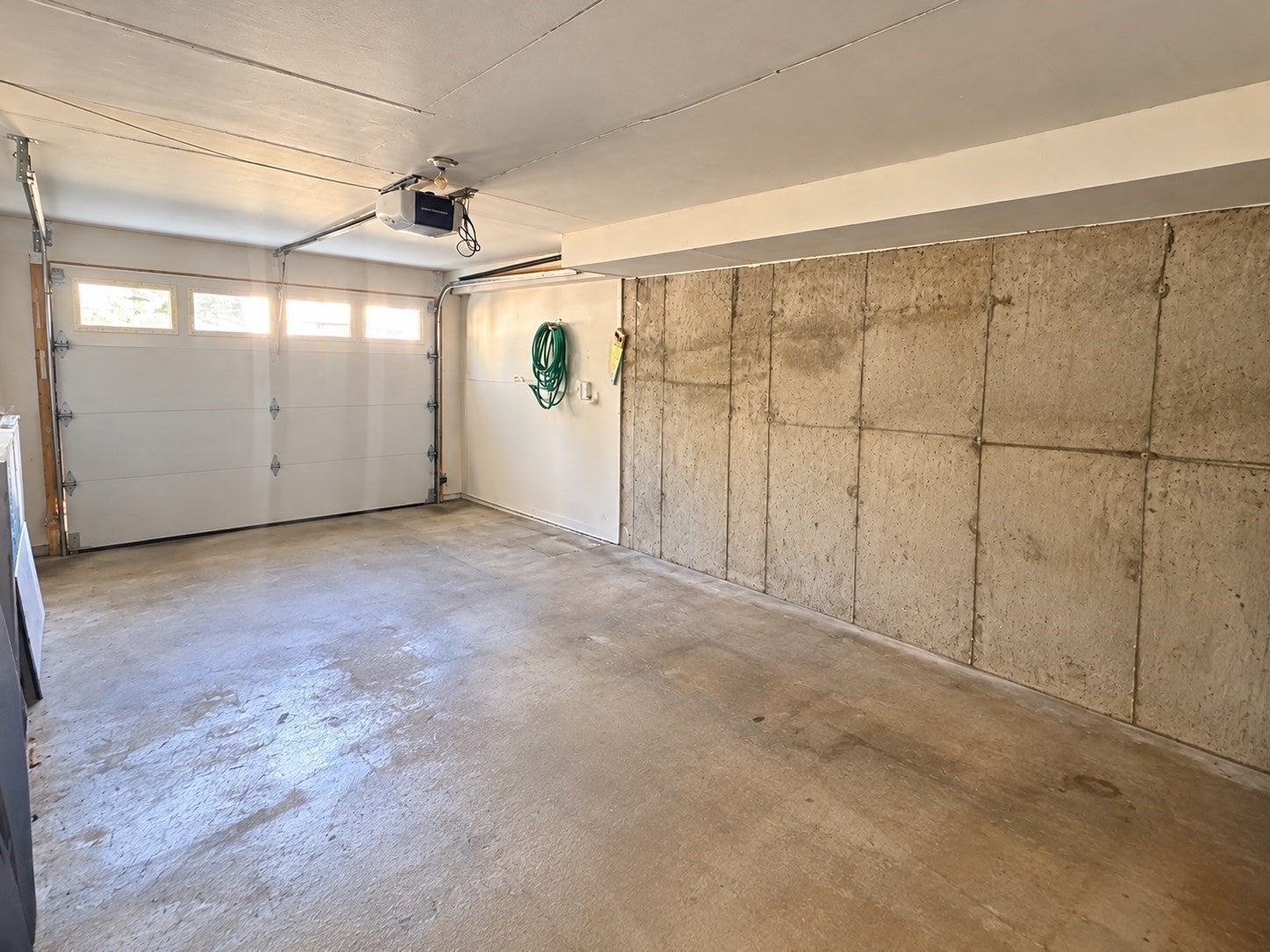 8 Castlegate Dr #8, Springfield, MA, 8 Castlegate Dr #8, Springfield, MA Photo #19
