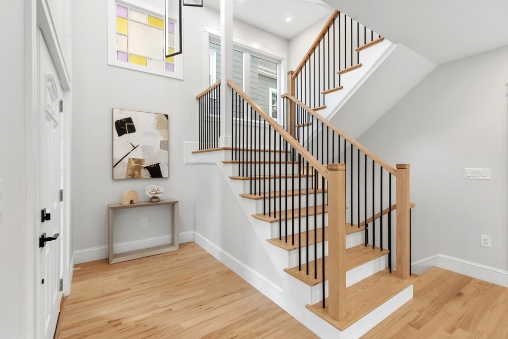 Photo of 27 Lewis Avenue, Arlington, MA