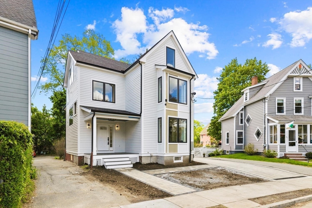 27 Lewis Avenue, Arlington, MA Photo #2