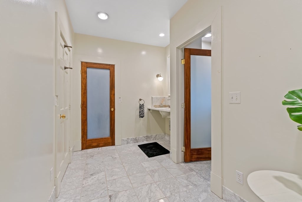 16 Williams St, Easton, MA Photo #10
