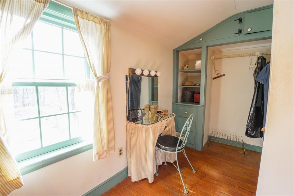 Ashland, Massachusetts 01721, United States, 4 Bedrooms Bedrooms, ,2 BathroomsBathrooms,Residential,Pending,104061