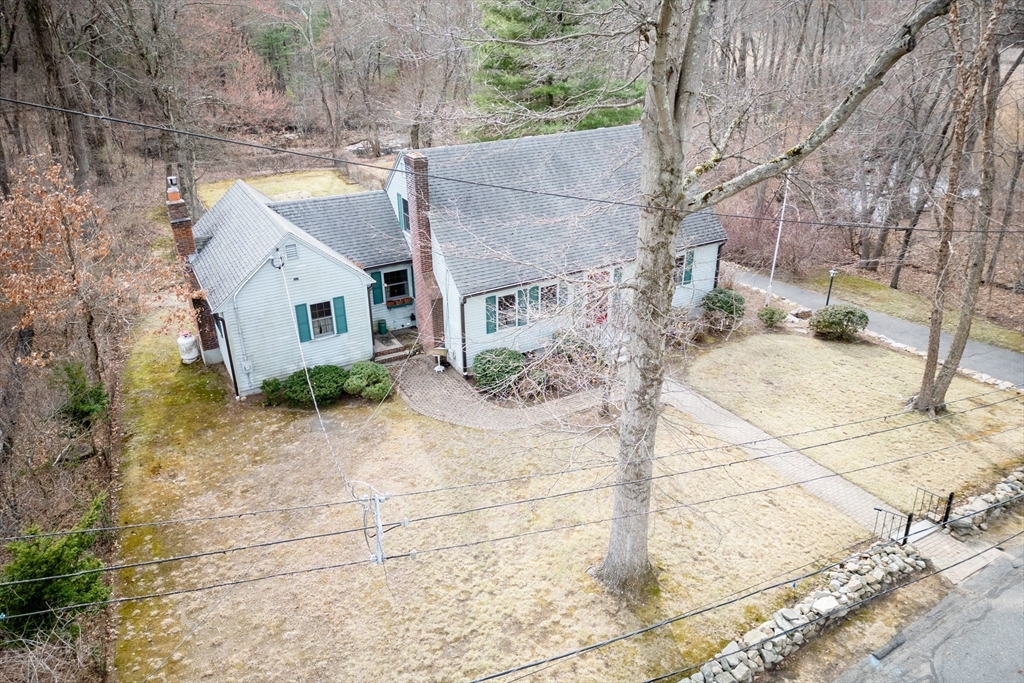 Ashland, Massachusetts 01721, United States, 4 Bedrooms Bedrooms, ,2 BathroomsBathrooms,Residential,Pending,104061