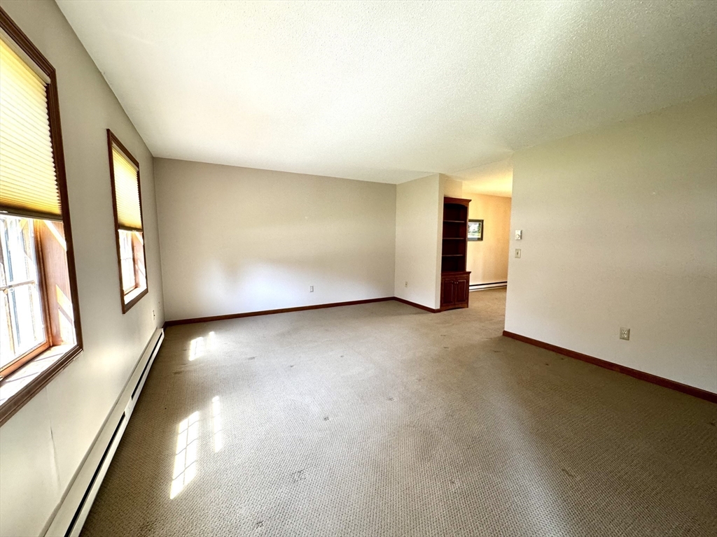 6 Adams Ct B