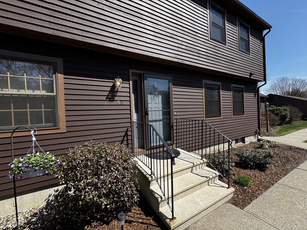 6 Adams Ct B