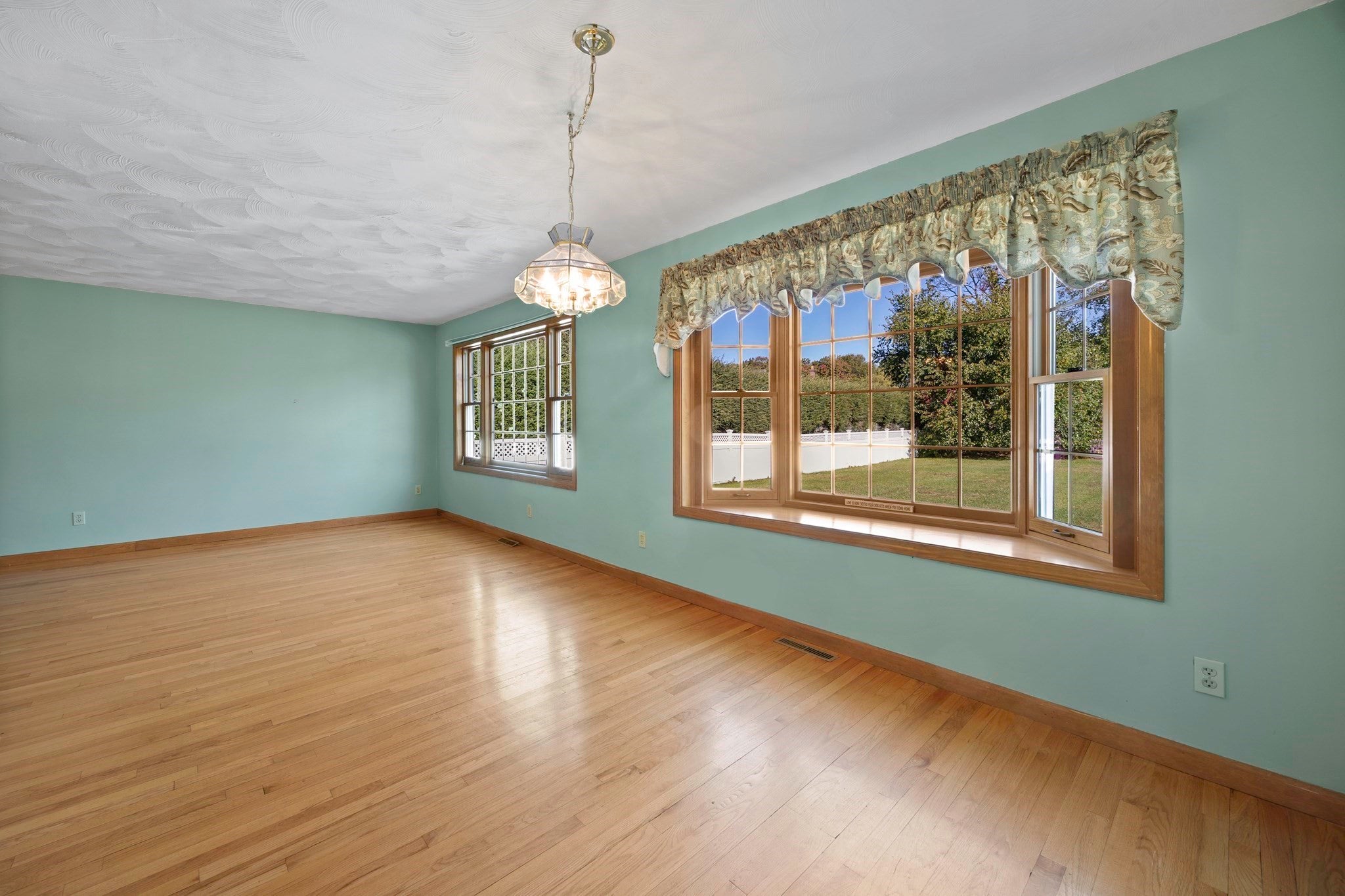 23 Magnolia Ter, South Hadley, MA, 23 Magnolia Ter, South Hadley, MA Photo #9
