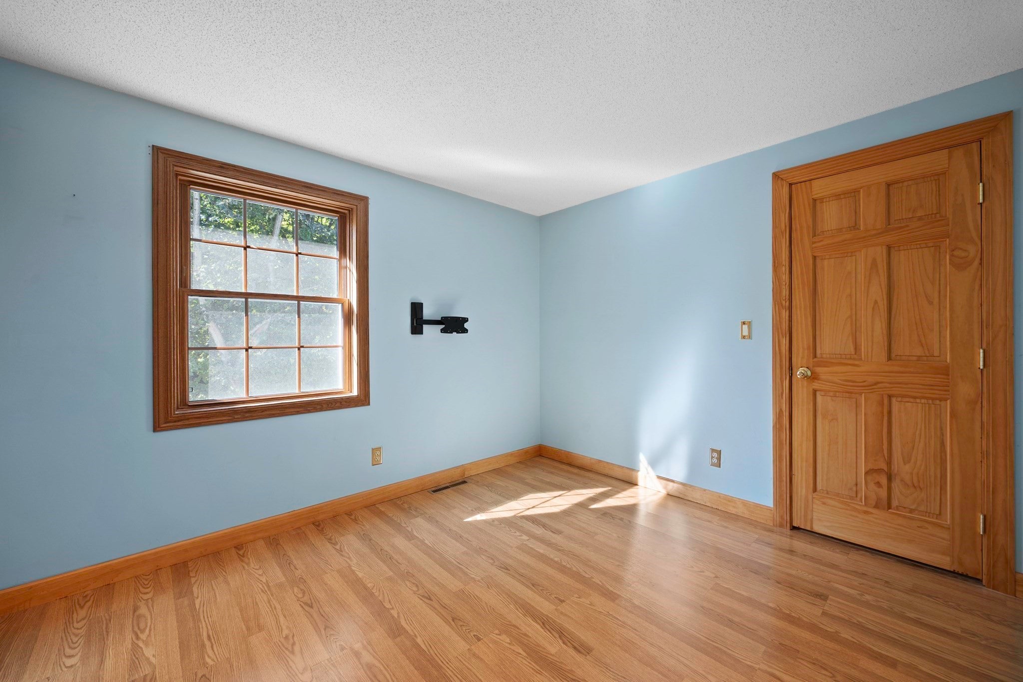 23 Magnolia Ter, South Hadley, MA, 23 Magnolia Ter, South Hadley, MA Photo #14