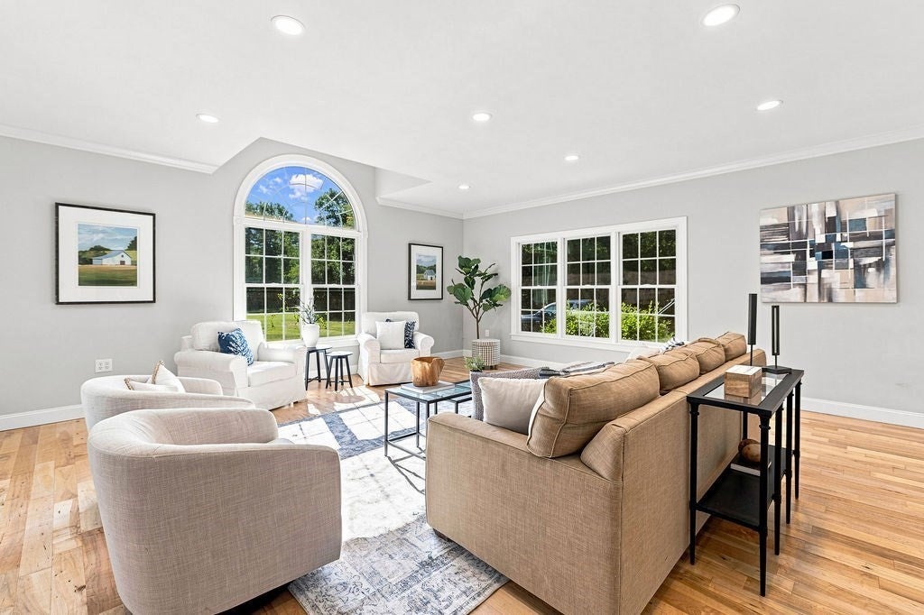 26 Ashlynn Way, Rehoboth, MA Photo #10